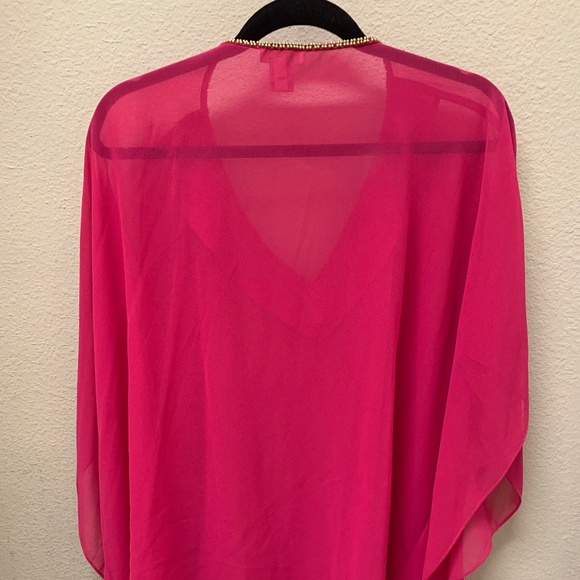 Elegant Dark Pink Blouse - Picture 4 of 6